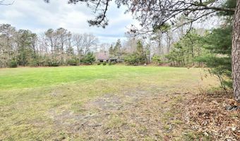 49 Round House Rd, Bourne, MA 02532