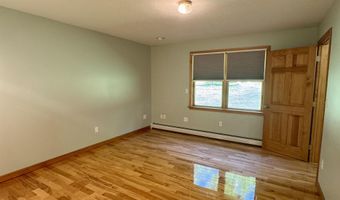 170 Sunrise Ave, Barton, VT 05822