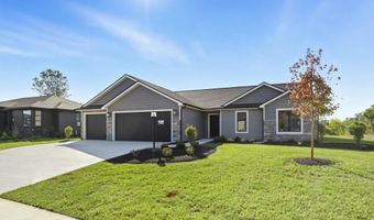 5165 Greyson Heights Dr, Auburn, IN 46706