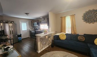 1261 State St, Alton, IL 62002
