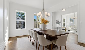 7705 HOLIDAY Ter, Bethesda, MD 20817