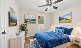 201 CREEK VALLEY Dr, Basye, VA 22810