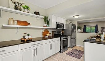 7402 Germane Trl, Apple Valley, MN 55124