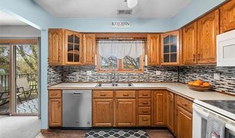 5122 Elizabeth Ln, Almont, MI 48003