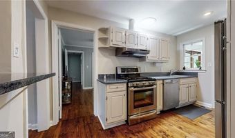 2461 Woodridge, Decatur, GA 30033