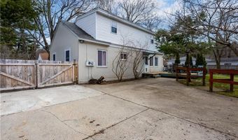 33 Maple Leaf Rd, Burrillville, RI 02826