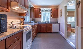 736 Calendar Brook Rd, Burke, VT 05871