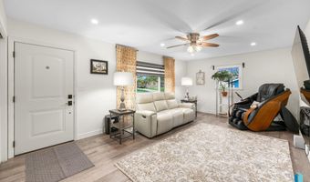 113 S 5th Ave, Brandon, SD 57005