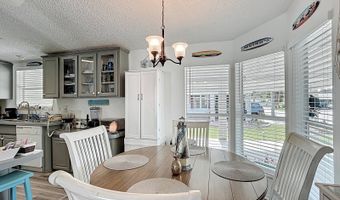 650 Tulip Cir W, Auburndale, FL 33823