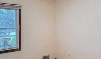 66 Sunset Ave, Buffalo, WY 82834