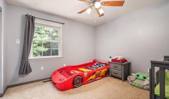 15 Oriole Ln, Alsace, PA 19606