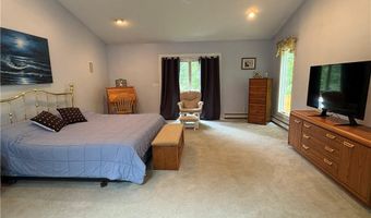 48 Pocasset Ave, Cumberland, RI 02864