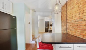 24 E HAMBURG St, Baltimore, MD 21230