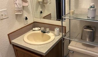 1001 N VanBuren # 5 Ave, Abilene, KS 67410