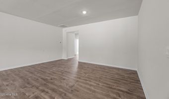 1077 Queensland Ln, Ayden, NC 28513