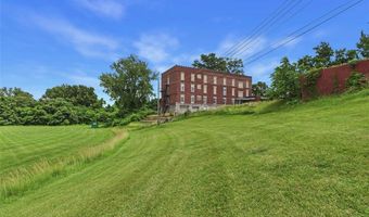 2009 Seminary St, Alton, IL 62002