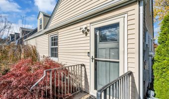 20 Burnet St, Avenel, NJ 07001