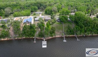 495 Shore Dr, Big Sandy, TN 38221