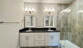 822 NE Heights Ln, Bentonville, AR 72712