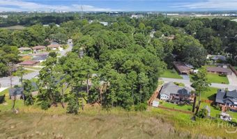 209 Runaway Point Rd, Savannah, GA 31404