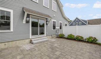35 Anchor Way, Newport, RI 02840