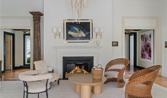 124 Harrison Ave, Newport, RI 02840