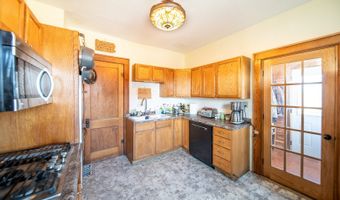 1801 Lee Center Rd, Amboy, IL 61310