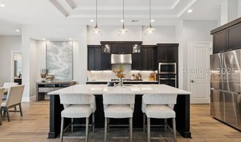 7 Spring Hill Ct, Bluffton, SC 29910