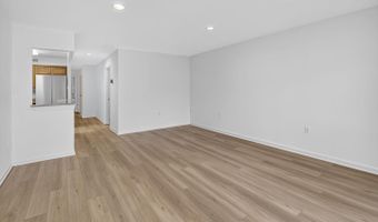 7400 LAKEVIEW Dr #N203, Bethesda, MD 20817