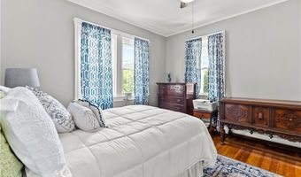 291 Maple Ave 1, Barrington, RI 02806