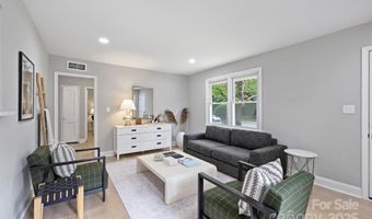1709 Masonic Dr, Charlotte, NC 28205