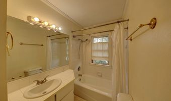 405 N Harrison, Alpine, TX 79830