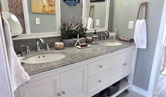438 E Bay Ave 15, Barnegat, NJ 08005