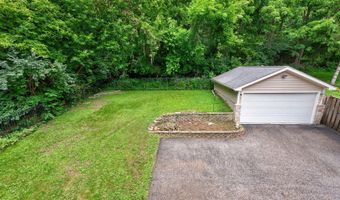 108 N Main St, Algonquin, IL 60102