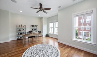 2216 MAIN LINE Blvd, Alexandria, VA 22301