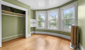 12 E Summer St, Bangor, ME 04401