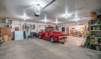 7422 Loy Rd, Arena, WI 53503