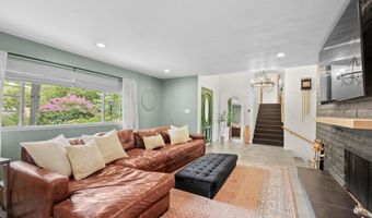 11009 Dutton Dr, La Mesa, CA 91941