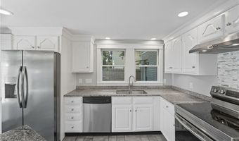1107 Main St, Coventry, RI 02816