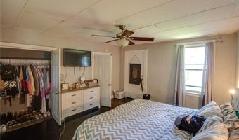 2623 Powhattan St, Alton, IL 62002