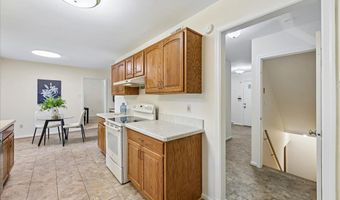 5032 KING DAVID Blvd, Annandale, VA 22003