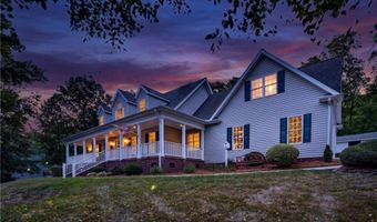 697 Graceland Dr, Asheboro, NC 27205