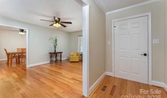 22 Glen Cove Rd, Arden, NC 28704