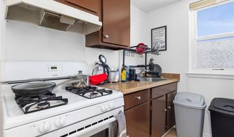 21 Watson St, Central Falls, RI 02863