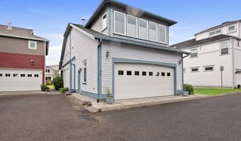 230 Roundhouse Rd, Astoria, OR 97103