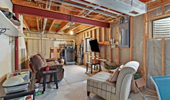 45 Van Dyke Dr, Antioch, IL 60002