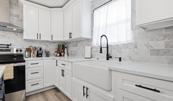 1230 HALL Ave, Abington, PA 19001