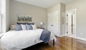 9206 FERNWOOD Rd, Bethesda, MD 20817