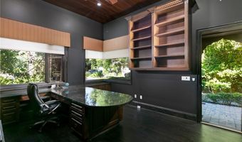 33 Promontory Ridge Dr, Las Vegas, NV 89135