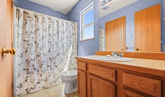 2610 Blenheim Ave, Alliance, OH 44601